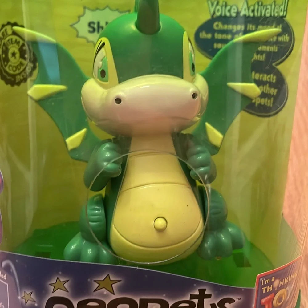 🩶 Neopets ‘Scorchio’ Voice Activated Pet NIB